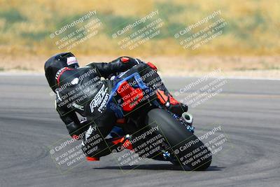 media/Apr-30-2023-CRA (Sun) [[020fcf5d43]]/Race 11-600 Expert Superbike/